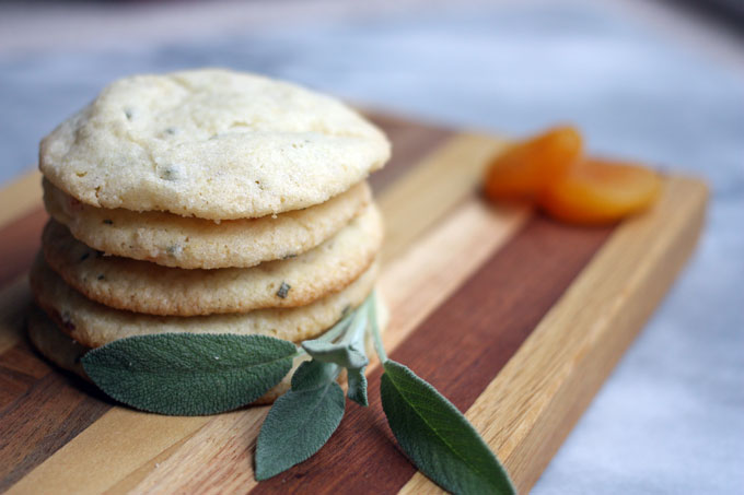 https://www.80cakes.com/wp-content/uploads/2017/09/Apricot-Sage-Cookies-3.jpg